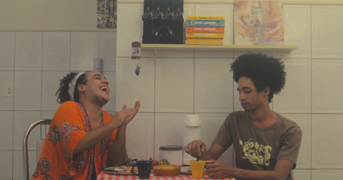 'Café com Oliver': Coletivo soteropolitano estreia piloto de série LGBT+
