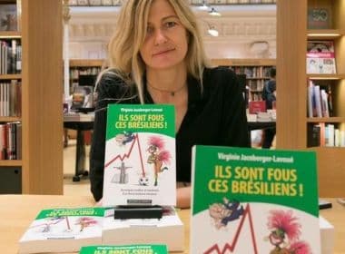 Jornalista francesa lança livro sobre Brasil governado por Bolsonaro