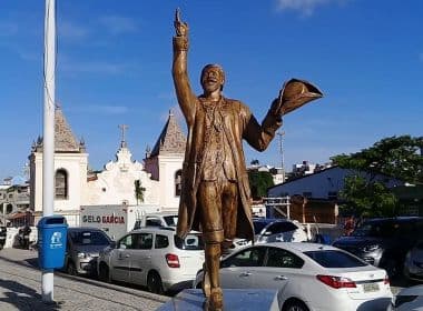 Prefeitura vai restaurar sete obras de arte e bustos de Salvador