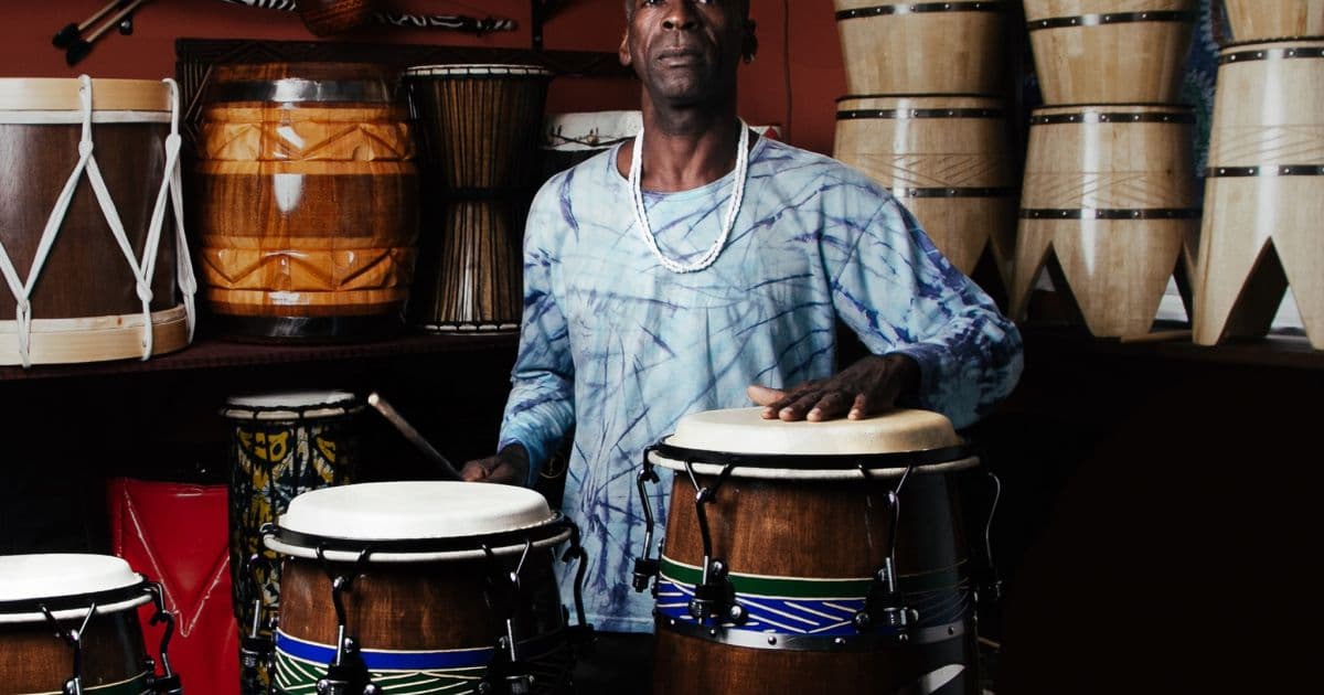 'Batucaê' discute a percussão baiana promovendo elo entre a academia e o popular