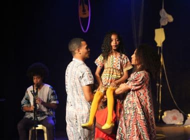 Calu Brincante apresenta espetáculo e performance para público infantil 