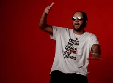 Com rap, Emicida faz feat de 'Bella Ciao' em teaser de 'La Casa de Papel'; veja vídeo