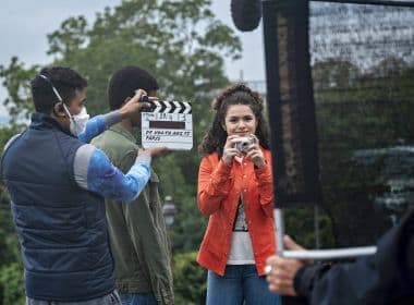 Com Maísa, Netflix divulga imagens das gravações de 'De Volta aos 15' em Paris 