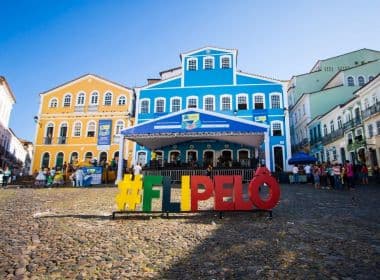 Flipelô acontecerá em novembro no formato híbrido com homenagem a Graciliano Ramos