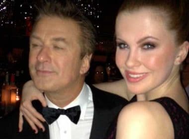 Filha de Alec Baldwin diz que tem recebido ameaças após tragédia envolvendo o pai 