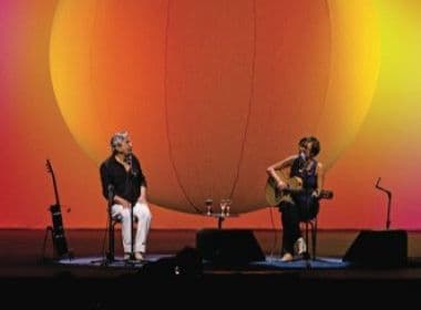 Caetano Veloso e Maria Gadú estreiam turnê em Praia do Forte
