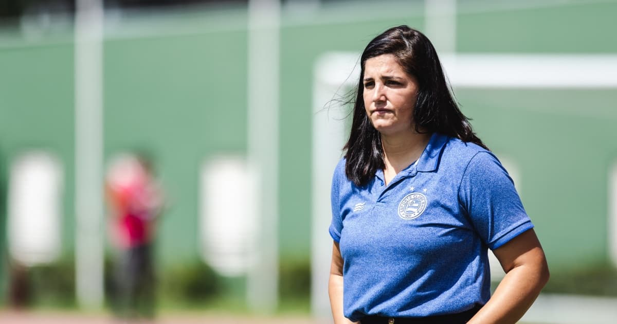 Após título, Lindsay Camila deixa cargo de técnica do time feminino do Bahia