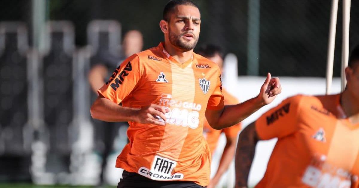 Vasco espera aval do Atlético-MG para avançar nas negociações do empréstimo de Clayton