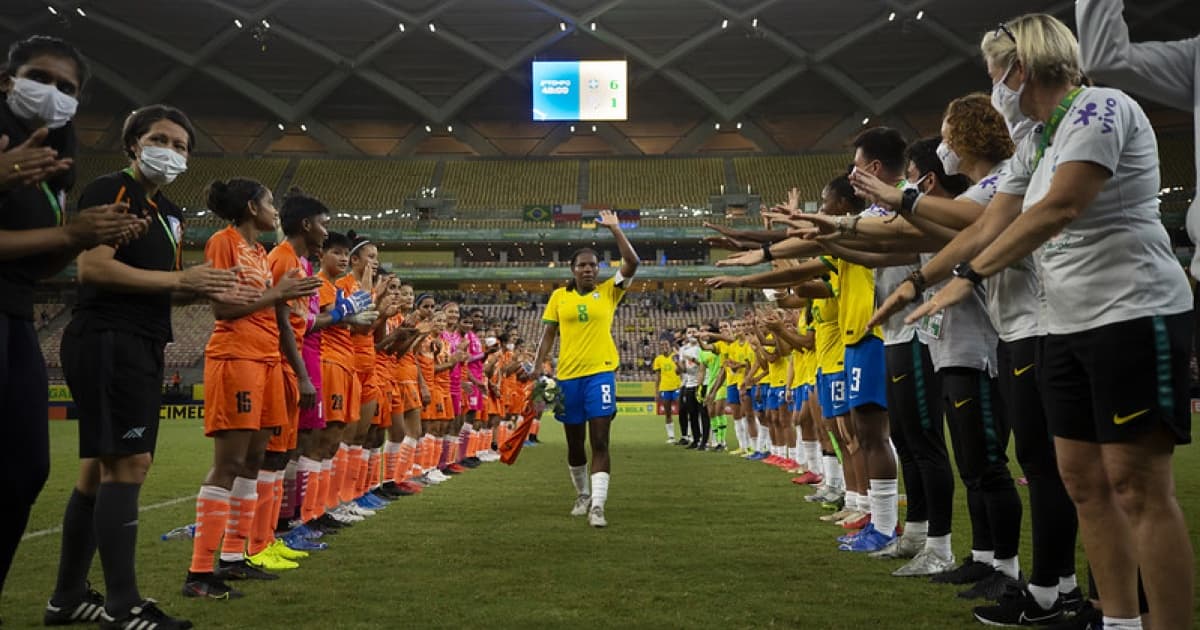 Formiga é convidada de honra da Fifa na cerimônia de entrega do prêmio The Best