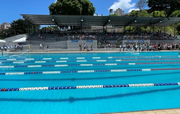 Com a presença da ministra do Esporte Ana Moser, Governo da Bahia reinaugura Piscina Olímpica