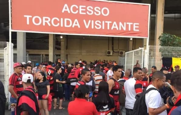 Por falta de ingressos, Embaixada FlaBahia manifesta repúdio à diretoria do Flamengo