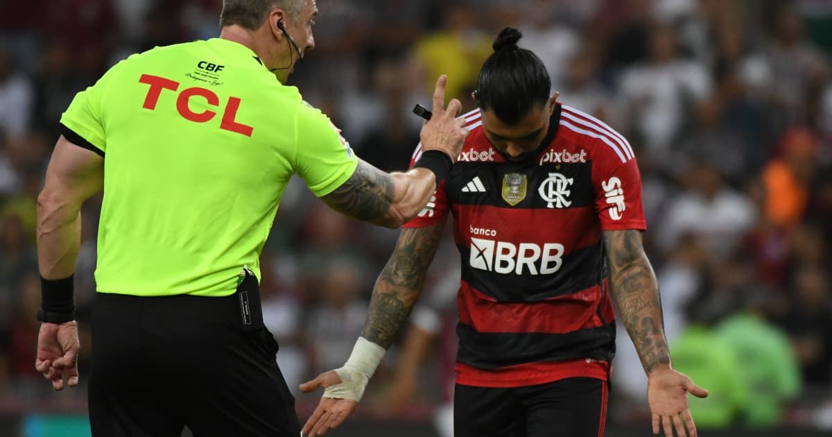 Ator ou jogador? Gabigol volta a fingir ser atingido no rosto em jogo da Copa do Brasil