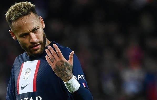 Segundo jornal "L'Equipe", Manchester United inicia negociação para contratar Neymar 