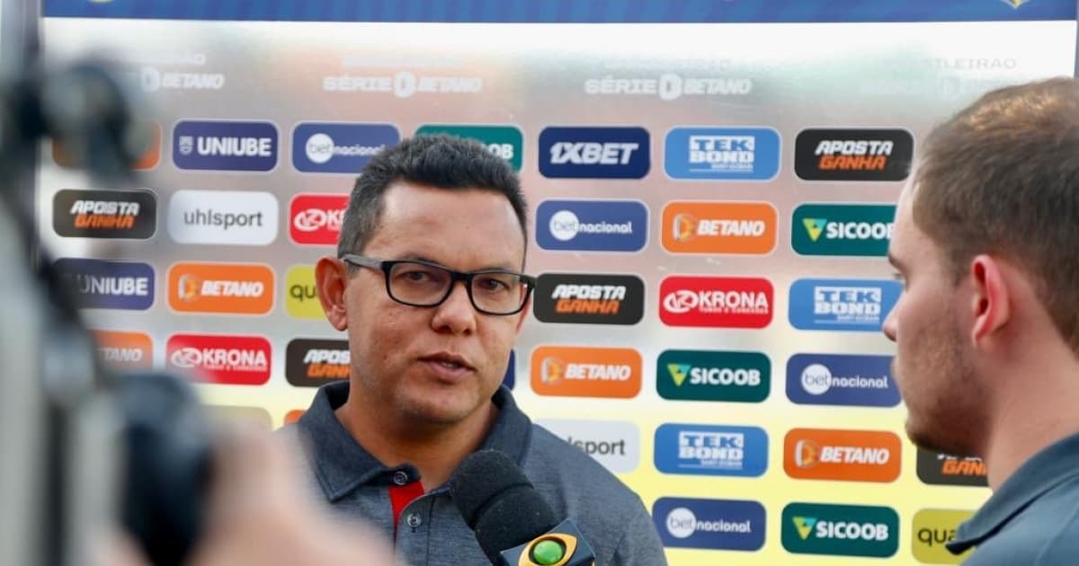 Marcinho concede entrevista antes de jogo do Ituano