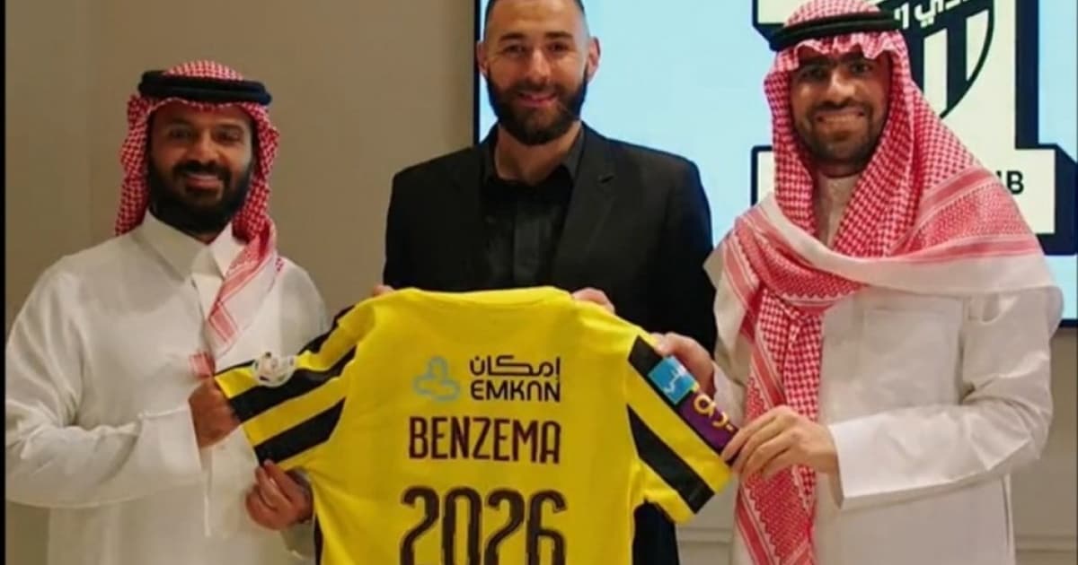 Benzema assinou com os sauditas até 2026