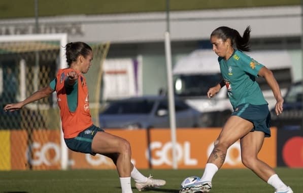 Rafaelle será reavaliada nesta quarta-feira após deixar treino da seleção feminina com dores no joelho