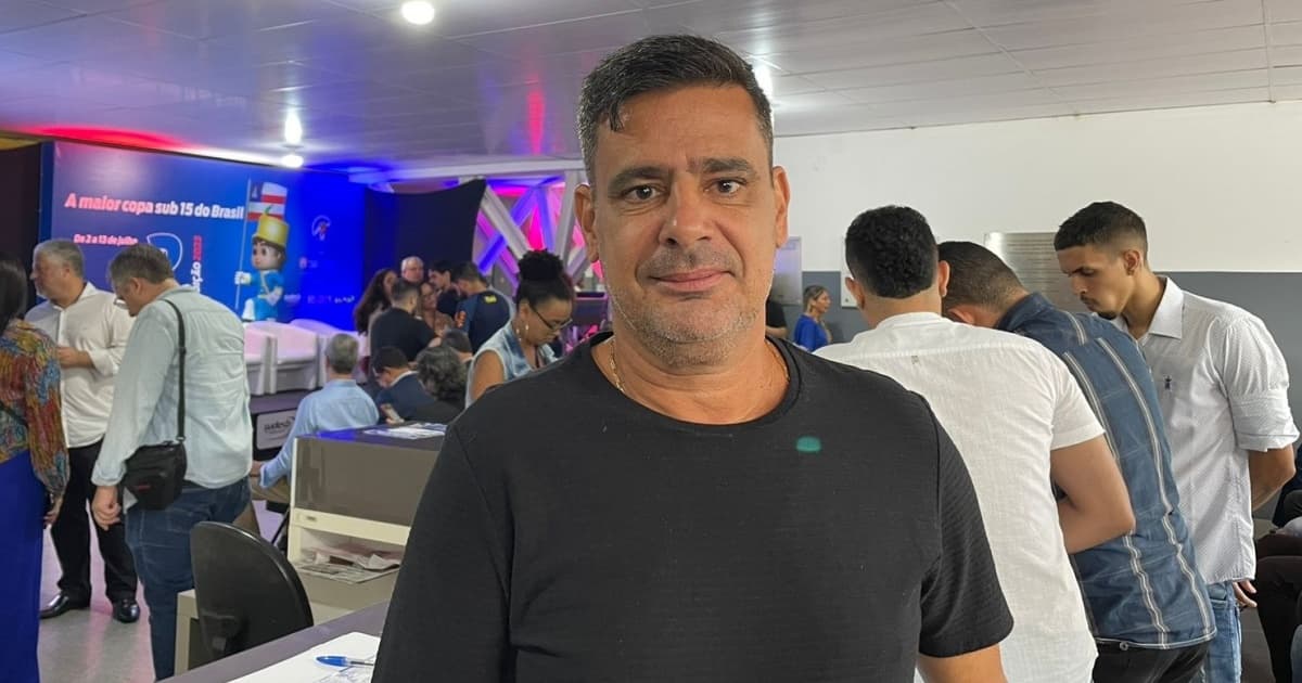 Presidente do SSA, Luciano Cortizo posa para foto durante lançamento da Copa 2 de Julho