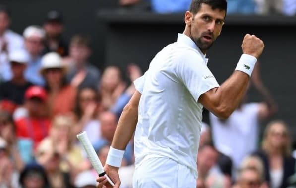 Em busca do octa: Novak Djokovic vence russo e vai para semifinal em Wimbledon 