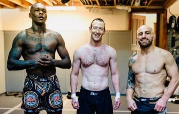 Mark Zuckerberg aparece em treinamento com campeões do UFC Israel Adesanya e Alexander Volkanovski