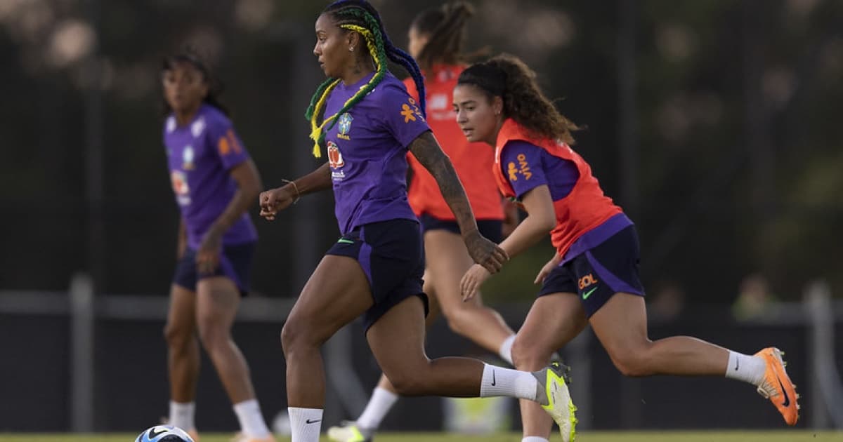 Jogadoras da seleção feminina fazem primeiro treino em Brisbane, na Austrália