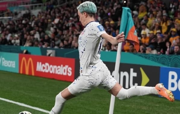 Após eliminação dos EUA, Rapinoe cita Marta em sua despedida das Copas: "É sempre triste sair"