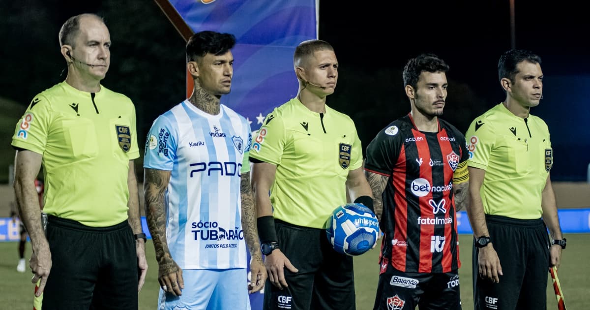 Após bater o Vitória, volante elogia o Londrina: "Time jogou e marcou muito bem"