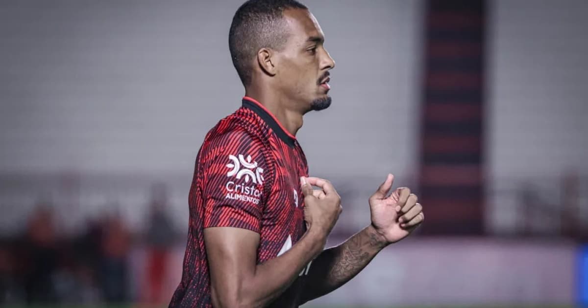 "Vamos impor nosso ritmo e buscar os 3 pontos", diz zagueiro do Atlético-GO sobre jogo contra o Vitória