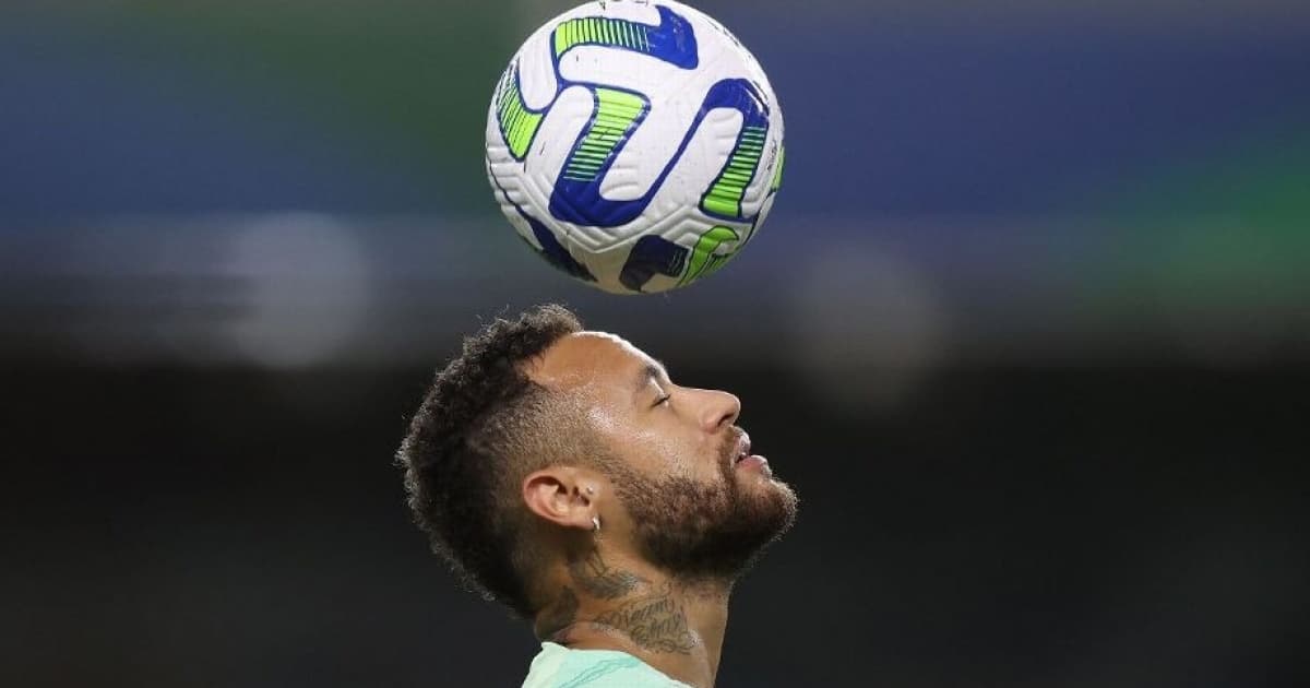 Neymar dá susto em treino da Seleção, mas não preocupa para jogo contra Bolívia