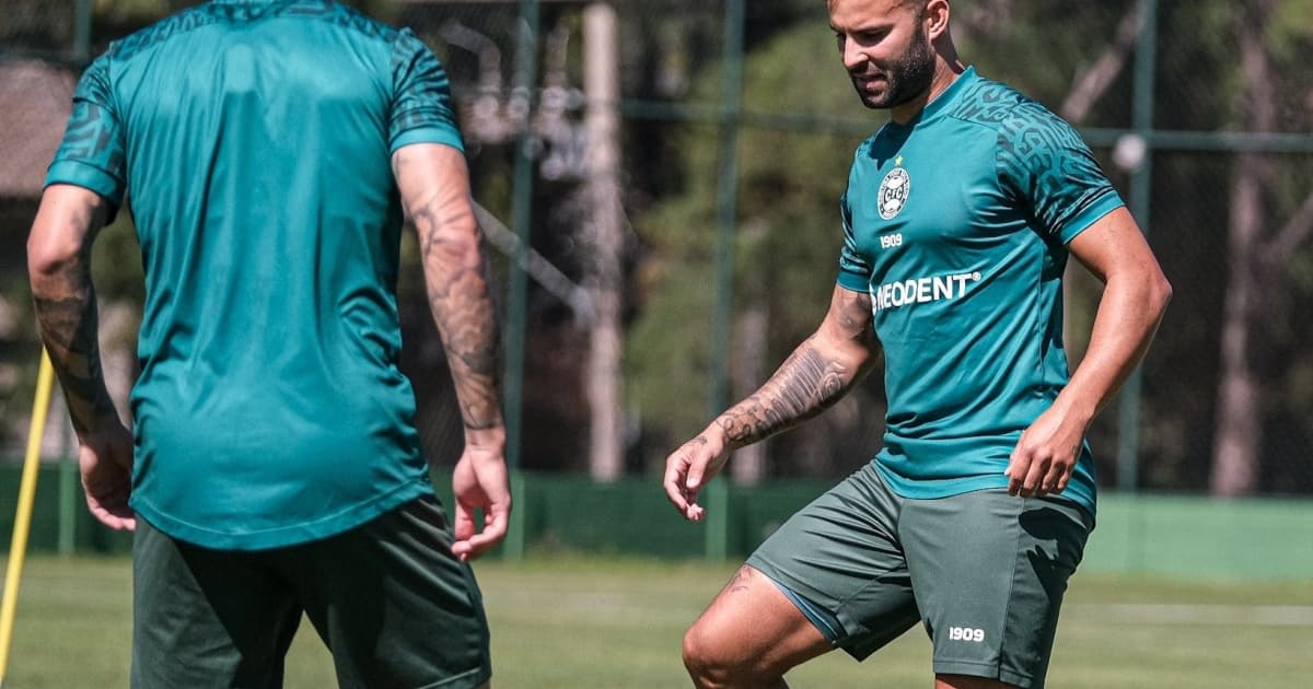 Reforços do Coritiba ainda não foram regularizados e podem ficar fora de jogo contra o Bahia