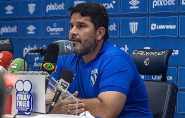 Barroca aponta falha do Avaí na derrota para o Vitória: "Faltou clareza e lucidez no terço final"