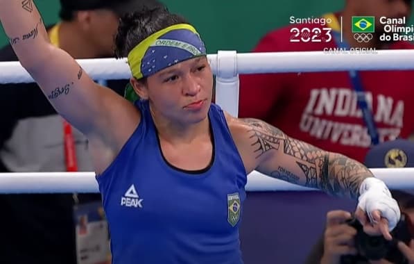 Bia Ferreira vence colombiana na final e conquista o ouro no boxe do Pan 2023