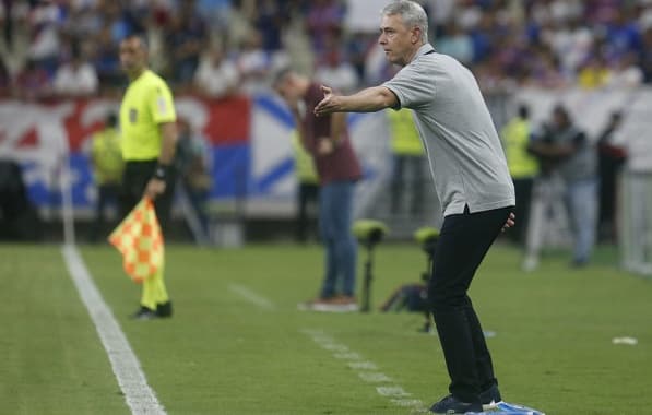 Na vice-liderança após empate, Tiago Nunes confia no Botafogo: "Vamos ser campeões"