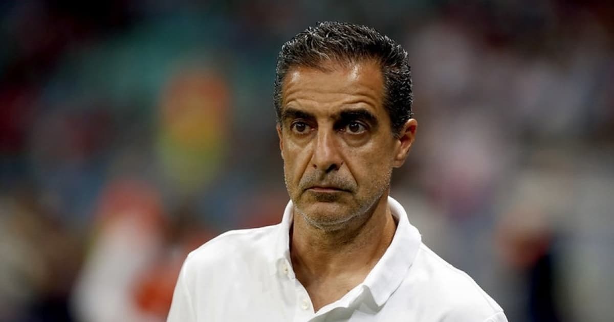 Renato Paiva revela desagrado com falta de apoio da diretoria do Bahia: "Não defendiam o treinador”