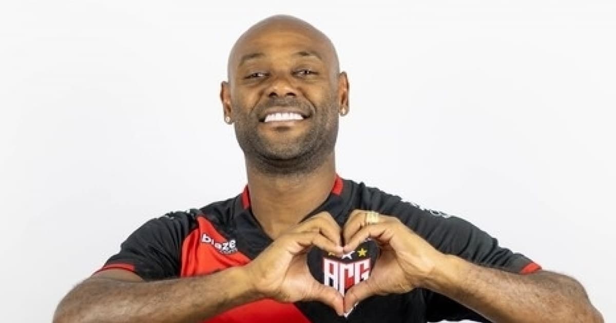 "O amor está no ar": Atlético-GO anuncia contratação de Vagner Love 