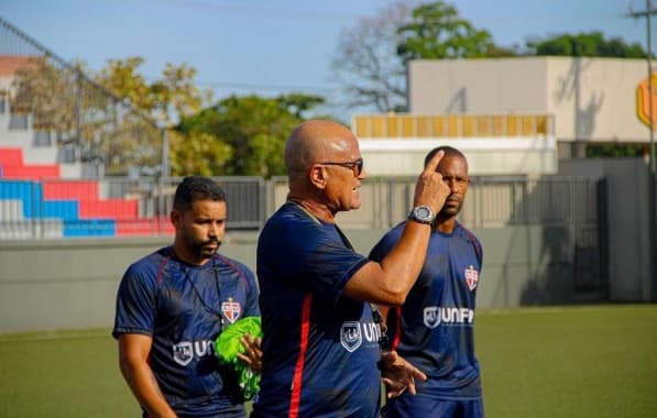 Técnico elogia o Bahia de Feira, mas pede pés no chão após goleada: "Outros jogos virão e serão mais difíceis"