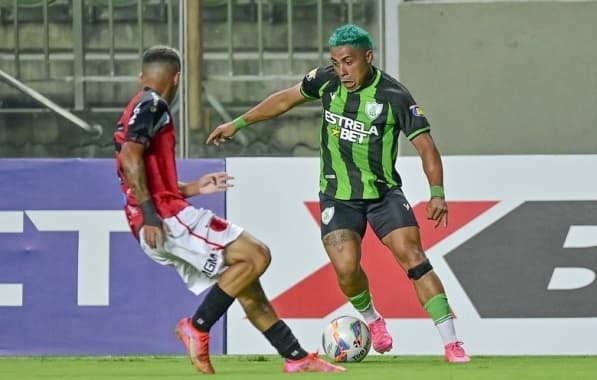 Jacaré celebra estreia no América-MG com assistência em goleada por 6 a 0: "Feliz em ter contribuído"