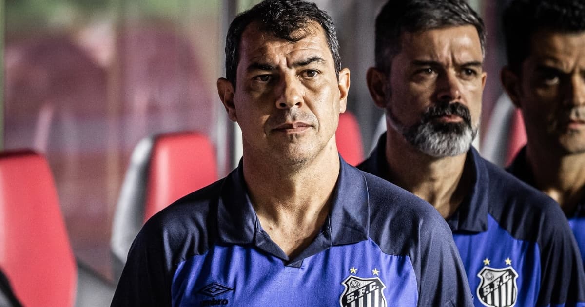 Clube japonês anuncia rescisão e protocola ação na Fifa contra o técnico Fábio Carille, do Santos