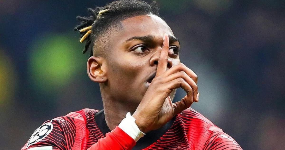 Atacante Rafael Leão, do Milan, denuncia ataque racista em rede social