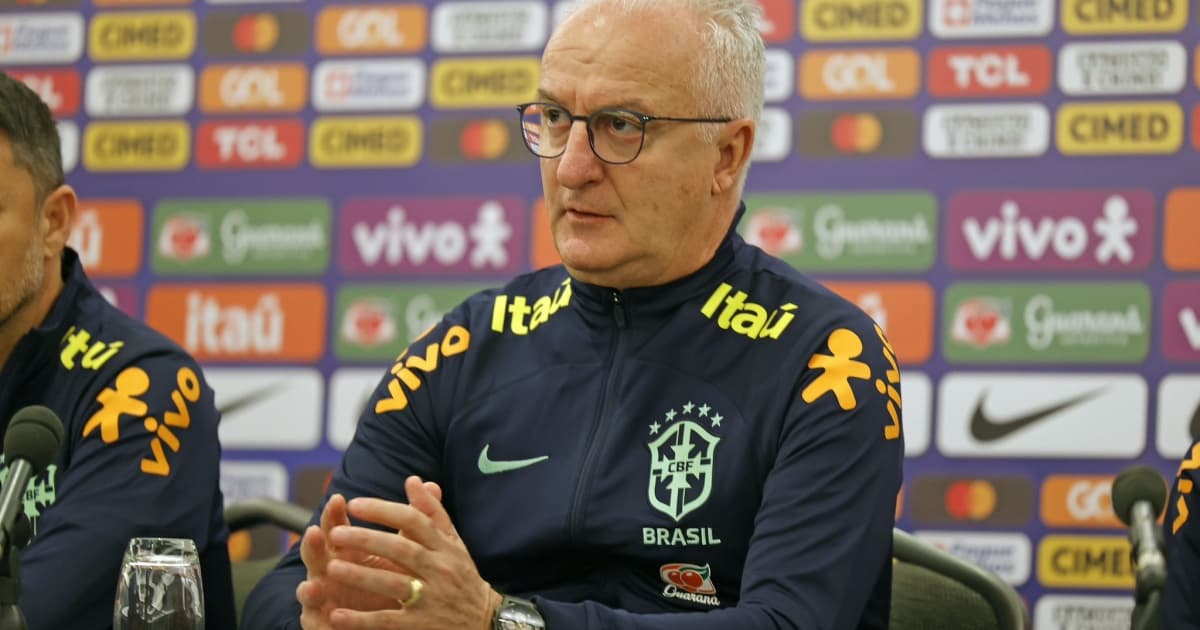 Dorival Júnior se pronuncia sobre casos de Robinho e Daniel Alves: "Momento difícil para nos expressarmos"