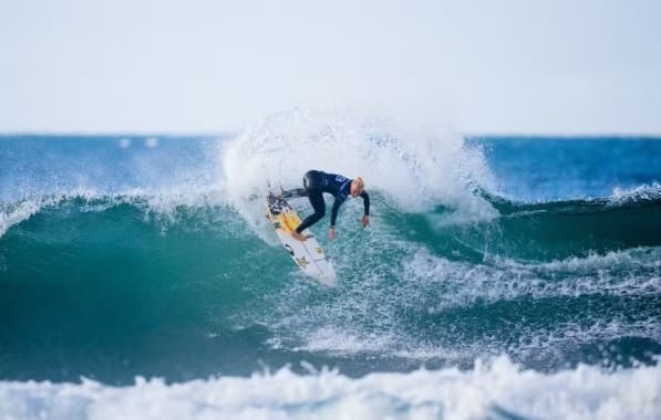 Surfe: No duelo de brasileiras, Tatiana Weston-Webb elimina Luana Silva e avança às quartas de Bells Beach