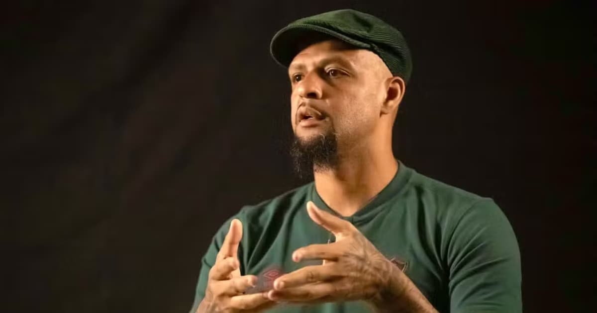 "Não tem que passar a mão na cabeça, tem que pagar", diz Felipe Melo sobre casos de Robinho e Dani Alves