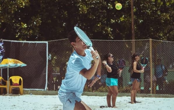 Baianos brigam por títulos no torneio internacional juvenil de Beach Tennis em Salvador 