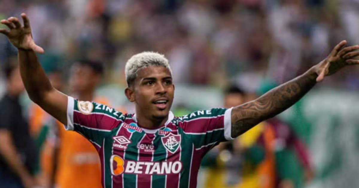Fluminense reintegra John Kennedy após afastamentos por indisciplina