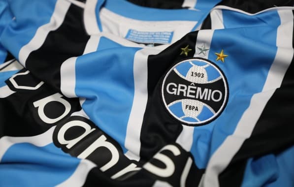 Grêmio retorna aos treinamentos, equipe treina em São Paulo e irá jogar em Curitiba