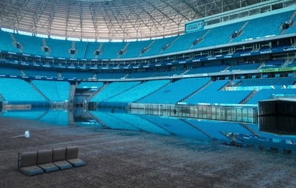 Veja fotos e vídeo da Arena do Grêmio após nível da água diminuir