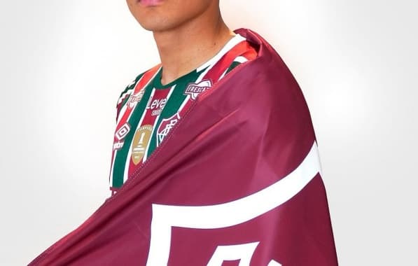 Thiago Silva fará 'mini pré-temporada' antes de reestrear pelo Fluminense; zagueiro vai ao CT nesta segunda