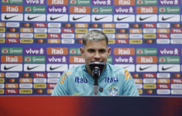 "Me sinto em casa na Seleção", declara Bruno Guimarães em coletiva