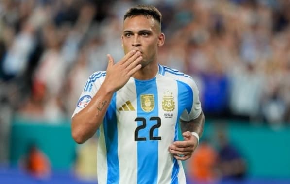Com gols de Lautaro, Argentina vence Peru e avança como líder do Grupo A da Copa América 