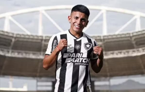 Botafogo anuncia contratação de Thiago Almada, jogador mais caro do futebol brasileiro 