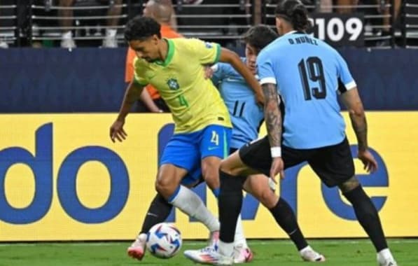 Brasil perde pro Uruguai nos pênaltis e está eliminado da Copa América 